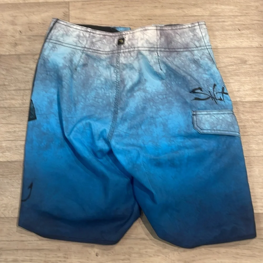 🎉Salt life 28 waist Blue Gradient Men's Swim Shorts